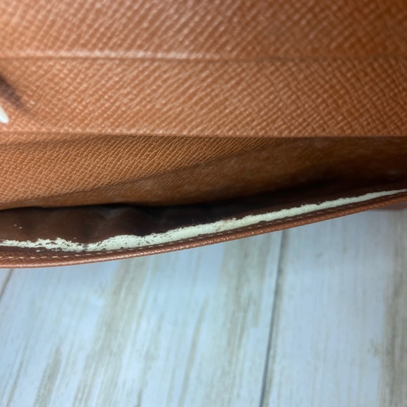 Louis Vuitton Monogram Long Wallet - Picture 8 of 8